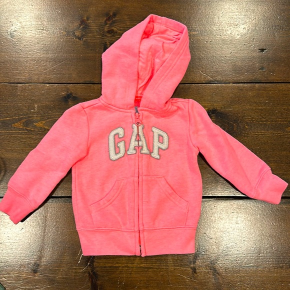 Baby Gap girl zip up sweater pink size 6-12 months - Picture 1 of 4